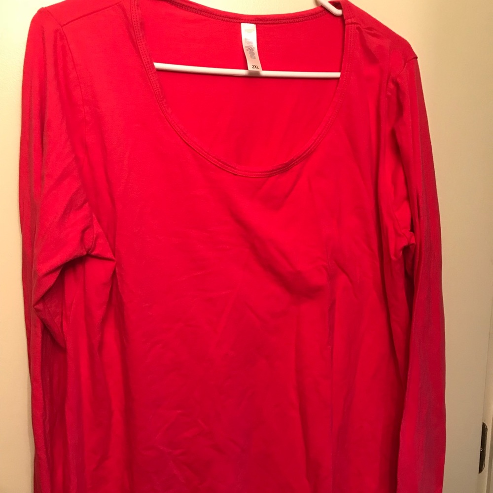Long sleeved pink tee